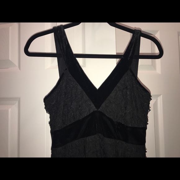 Dress - Picture 4 of 6